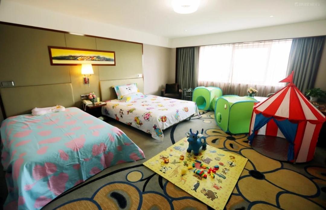 Inzone Garland Hotel Jinan Zewnętrze zdjęcie